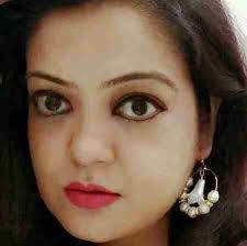 Shreyashi Chatterjee's Instagram, Twitter & Facebook