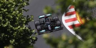 Rosberg schreibt in baku sein eigenes gesetz, und vettel folgt ihm in seiner. Qcm Xypddlybgm