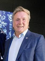 Happy 60th birthday Don Barber! ** ***The Winnipeg Jets acquired Don Barber  in exchange for Doug Smail early in the 1990-1991 season and he played  briefly with the Jets for parts