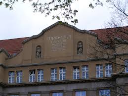 Sie interessieren sich für ein haus in hamburg oder umgebung? Guided Tour Through Hamburg S Jewish Quarter Grindel Sarah Janning Picker
