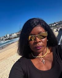 I don't know who this little dude is, but he's got a message for  you-ooo-ooooo🌈 NB: I've found him! This little legend is Rylyn Clarke and  you can find him