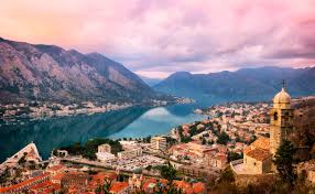 It borders bosnia and herzegovina to the north, serbia to the east, albania to the southeast. Montenegro Fotos Kunstfotografie Von Nico Trinkhaus