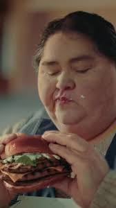 Para asegurarnos de que la nueva #Champiking sea todo un éxito, llevam...