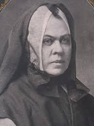 Dorothy Sword's Instagram, Twitter & Facebook