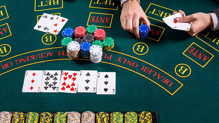 How do casinos make money on poker? - Euro Games Technology