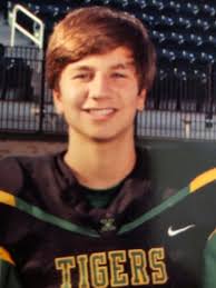 Metro Louisville: Preseason 2019 football team offense announced