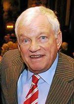Billionaire Richard Mellon Scaife, news publisher, dies at 82