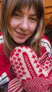 Hey baby, what are you knitting for Christmas??, Did you cast