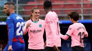 Top 25 goals antoine griezmann in laliga santander: Eibar 0 1 Barcelona Antoine Griezmann Ensures Barca Finish Third Bbc Sport