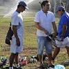 El exfutbolista paraguayo desmintió en deportes w haber vendido pan para sobrevivir y afirmó que sigue dedicándose al fútbol. Https Encrypted Tbn0 Gstatic Com Images Q Tbn And9gct Zwehkmy Mpsiwrehr D1 Jukkann Uhuk9rljl5xgyrme1cj Usqp Cau