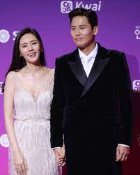 知乎，中文互联网高质量的问答社区和创作者聚集的原创内容平台，于 2011 年 1 月正式上线，以「让人们更好地分享知识、经验和见解，找到自己的解答」为品牌使命。知乎凭借认真、专业、友善的社区氛围、独特的产品机制以及结构化和易获得的优质内容，聚集了中文互联网科技、商业、影视. Isfmnnh Hlgjem