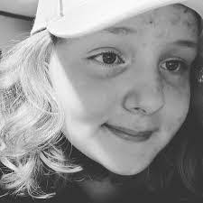 Corinne Seiter's Instagram, Twitter & Facebook