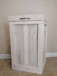 Wood Trash Bin This Is A Gorgeous Wood Trash Bin This Trash Can Is Made From A Mixture Of New And Old Woods We U Kitchen Trash Cans Wood Trash Can