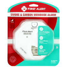 Carbon monoxide alarms detect the poisonous gas and provide early warning. First Alert Sco5cn Battery Operated Combination Smoke And Carbon Monoxide Alarm First Alert Store