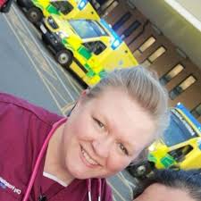 Amanda Hay (@amandaamandaa)