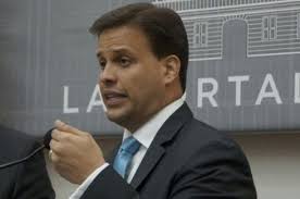 ELÍAS SÁNCHEZ NO HA ENTREGADO SU CELULAR A JUSTICIA Según evidencia una  orden del juez Alberto L. Pérez Ocasio del Tribunal de San Juan, Elías  Sánchez Sifontes aún no ha entregado su