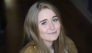 Jessica returns to broadway after originating this role in the critically acclaimed dear evan hansen first national tour. Dear Evan Hansen Movie Casts Newcomer Liz Kate Variety