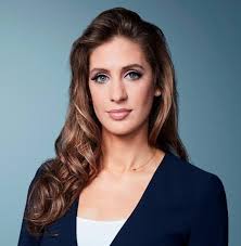 bianca nobilo rectangle face shape blonde hair color hazel hair color