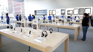 Apple, located at roosevelt field®: Apple Iphone 5 Apple Store