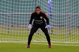 El director técnico de la selección chilena femenina, josé letelier, dio a conocer la nómina de 21 jugadores que disputarán la turkish women's cup durante la fecha fifa. Arquera De La Seleccion Chilena Femenina Cecilia Perez En Deporte Dios Nos Ayude