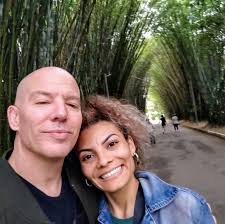 OK now for the fun bit...setlist predictions! 1. Burn The Witch 2. Planet  Telex 3. Packt Like Sardines In A Crushd Tin Box 4. 2+2=5 5. Airbag 6. Fake  Plastic Trees 7.