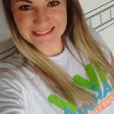 Sandy Oliveira (sandrelineoliveira)