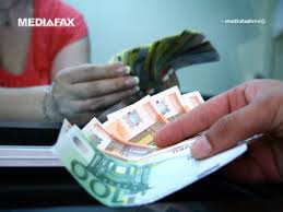 În funcţie de valuta contului la care este ataşat cardul dvs. Director Brd Cursul Se Va Duce Mai Jos De 4 2 Lei Euro