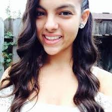 Rosa Lomeli  (@rlomeli15)