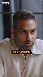 Money Expert: I don't like cheap people! 👀