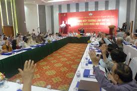 Ông nguyễn xuân phúc, thủ tướng chính phủ; 17 á»§y Vien Bá»™ Chinh Trá»‹ á»Ÿ Trung Æ°Æ¡ng á»©ng Cá»­ Ä'áº¡i Biá»ƒu Quá»'c Há»™i Bao NgÆ°á»i Lao Ä'á»™ng