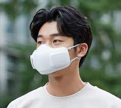 It features dual h13 grade hepa filters powered by advanced technology offering up to 99.7% of air filtration. Lg Puricare Mask Wearable Air Purifier Ap300awfa