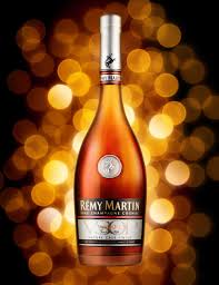 Remy Martin Cognac Drinks Photography Shot By London Based Still Life Photographer Josh Caudwell Luxury Goods Photographer I Butylka Vdohnovenie Mersedes Bens