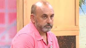 Ginés Corregüela, desconsolado, rompe a llorar en directo por las  inesperadas palabras de su hija: "Me está consumiendo"