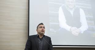 Csütörtök délelőtt sváby andrás egy több szempontból is izgalmas bejegyzést posztolt a facebookon: Index Belfold Svaby Andras Kutyaja Kiszagolta A Koronavirust