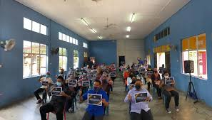 This rubber tree still stands today in the compound of the kuala kangsar city hall (majlis perbandaran kuala kangsar). Penyerahan Bantuan Mahasiswa Terkesan Covid 19 Pusat Aspirasi Anak Perak Pasak