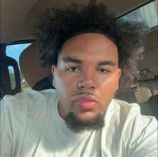 What are recommendations for mature tree and hedge cutting services in  Oxford, MS?