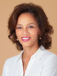 Rebecca Fraley's Instagram, Twitter & Facebook