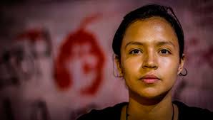 Olivia Cáceres, hija de Berta Cáceres, denuncia intimidaciones y amenazas  de muerte instigadas por el gobierno hondureño.