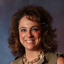 Lisa Deering's Instagram, Twitter & Facebook