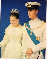 Amédée ix, comte de savoie's geni profile. Amedeo Di Savoia Aosta 1943 Principessa Sposa Savoia Principesse