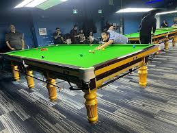 THE LAST CUE Billiard Club