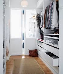 Difficile de savoir combien d'espace. 1001 Rangements Malins Pour Trouver La Meilleure Idee Dressing Adaptee A Tout Espace