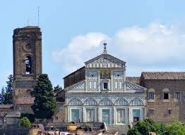 Particolarmente importante è il complesso della pieve e dell'annesso santuario della madonna del castello con affreschi risalenti al x secolo, la prima, e pitture di andrea previtali e di gian paolo cavagna, il secondo. San Miniato Al Monte Wikipedia