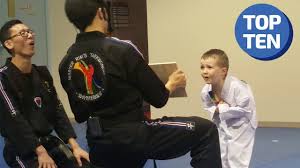 Hand to hand combat, (kung fu, hapkido, filipino he founded his own form of martial arts, and came up with the concept of mixing different aspect from different forms from all over the world to. Daily Dose Of Reddit 50 Fantastic Fails Epic R Fails R Funny Posts Youtube