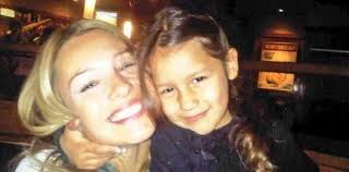 Nico Occhiato y Flor Jazmín anunciaron una boda falsa que se verá por Luzu:  "Vamos a festejar nuestro amor en el Teatro Colón"