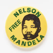 Free Nelson Mandela badge