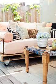 Need some new outdoor cushion covers but can't find what you want for the price? How To Build A Pallet Daybed Pretty Prudent