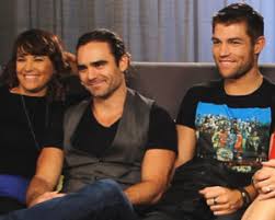 Toby sits down to chat with commercial casting director legend mick dowd about his nearly 4 decade long (and going strong) career, what it. Spartacus Vengeance Gang Talk Sex Violence Recasts And Lucy Lawless Stunning Comeback Tvline Tvline