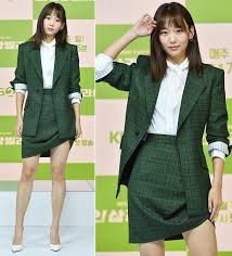 Джин ги чжу / jin ki joo / 진기주. ì‚¼ê´'ë¹Œë¼ ì§„ê¸°ì£¼ ì²´í¬ ìŠˆíŠ¸ë¡œ í´ëž˜ì‹í•˜ê²Œ ìƒí¼í•œ ë¯¸ì†Œ ìŠ¤íƒ€ì¼m