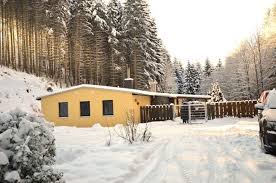 grosses waldhaus in absoluter alleinlage zita in thale viele pfoten machen urlaub ferienhaus im oberharz direkt an der oke ferienhaus ferienhaus harz waldhaus